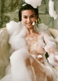 Kelly Gale