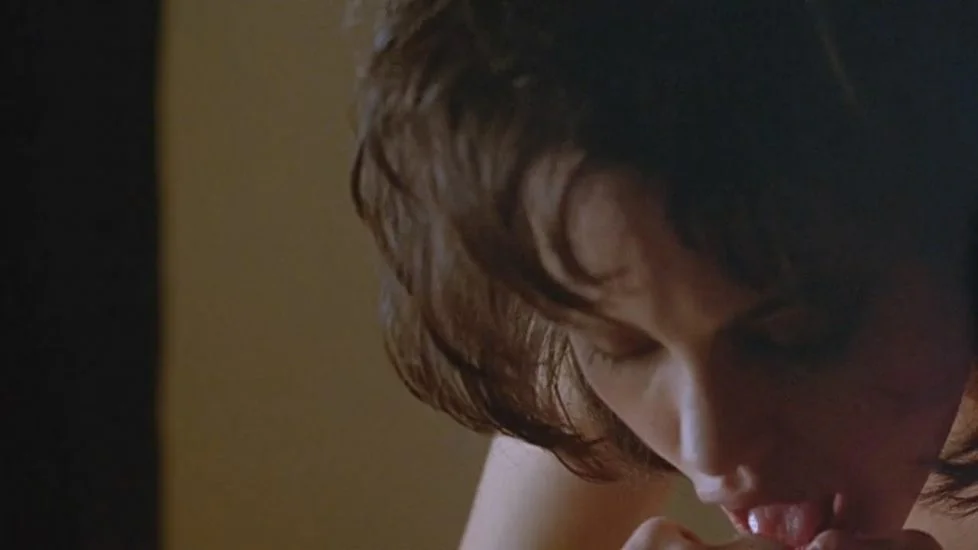 naked Angelina Jolie and Elizabeth Mitchell lesbian sex scene in Gia 1