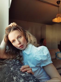 Ella - OnlyFans Leak