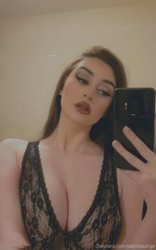 Patrisia Serge - OnlyFans Leak
