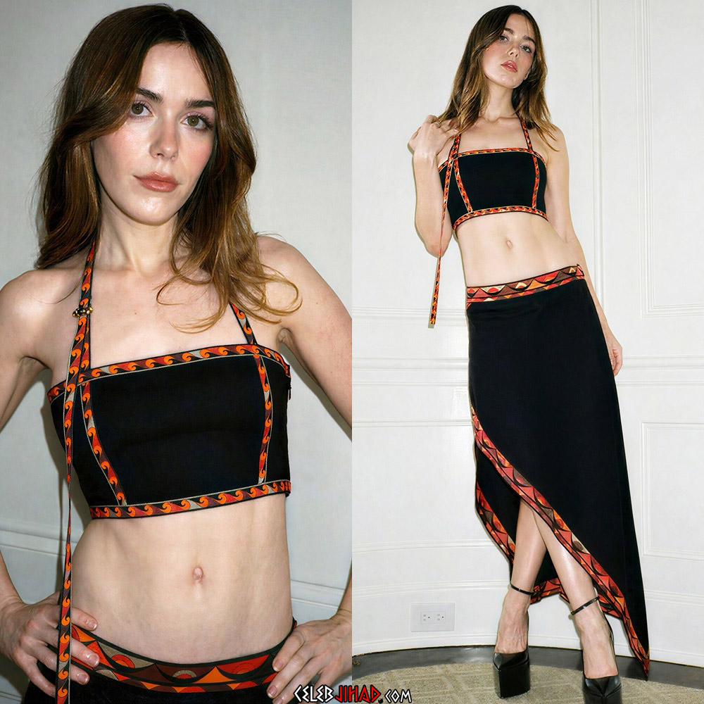Kiernan Shipka abs