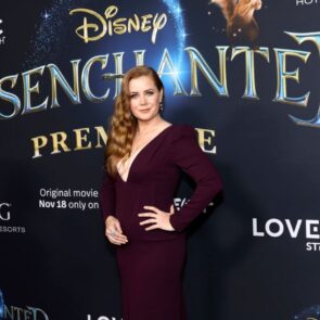 Amy Adams - Disney's Disenchanted Premiere in Los Angeles 11/16/2022, photo 3