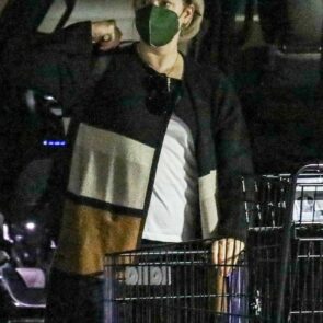Amy Adams - Grocery Shopping for NYE Party in Beverly Hills 12/31/2021, photo 2