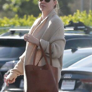 Amy Adams - stops by an office building in Beverly Hills on January 24, 2017, photo 2