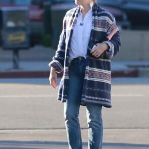 Amy Adams Out in Los Feliz 12/15/2019