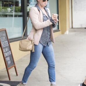 Amy Adams Leaving Earth Bar in West Hollywood, May 2016