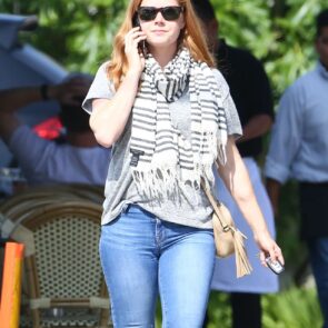 Amy Adams - Casual Street Outfit - Los Angeles 4/22/2016