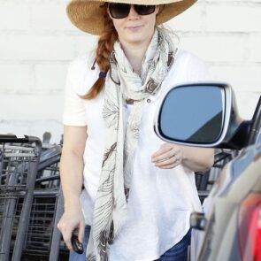 Amy Adams Shopping in Los Angeles 2/21/2016