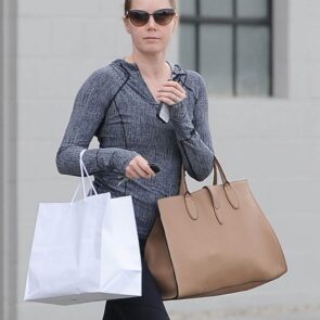 Amy Adams in Leggings - Shopping in Beverly Hills - January 2015
