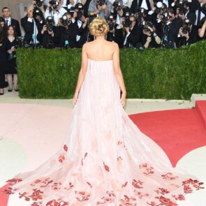 Blake Lively – Met Costume Institute Gala 2016 in New York