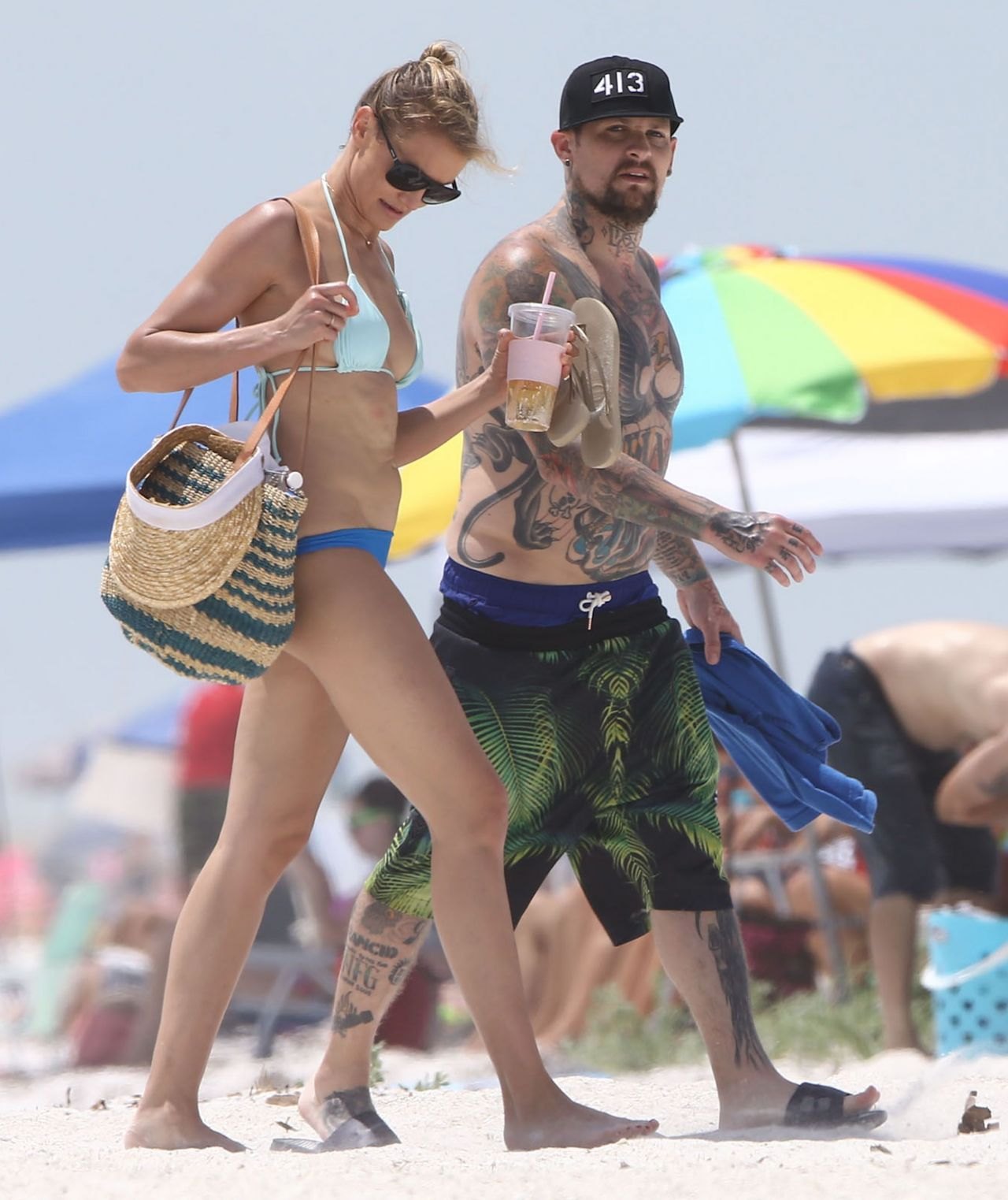 Cameron Diaz in a bikini on the beach in Florida, July 2014, photo 4