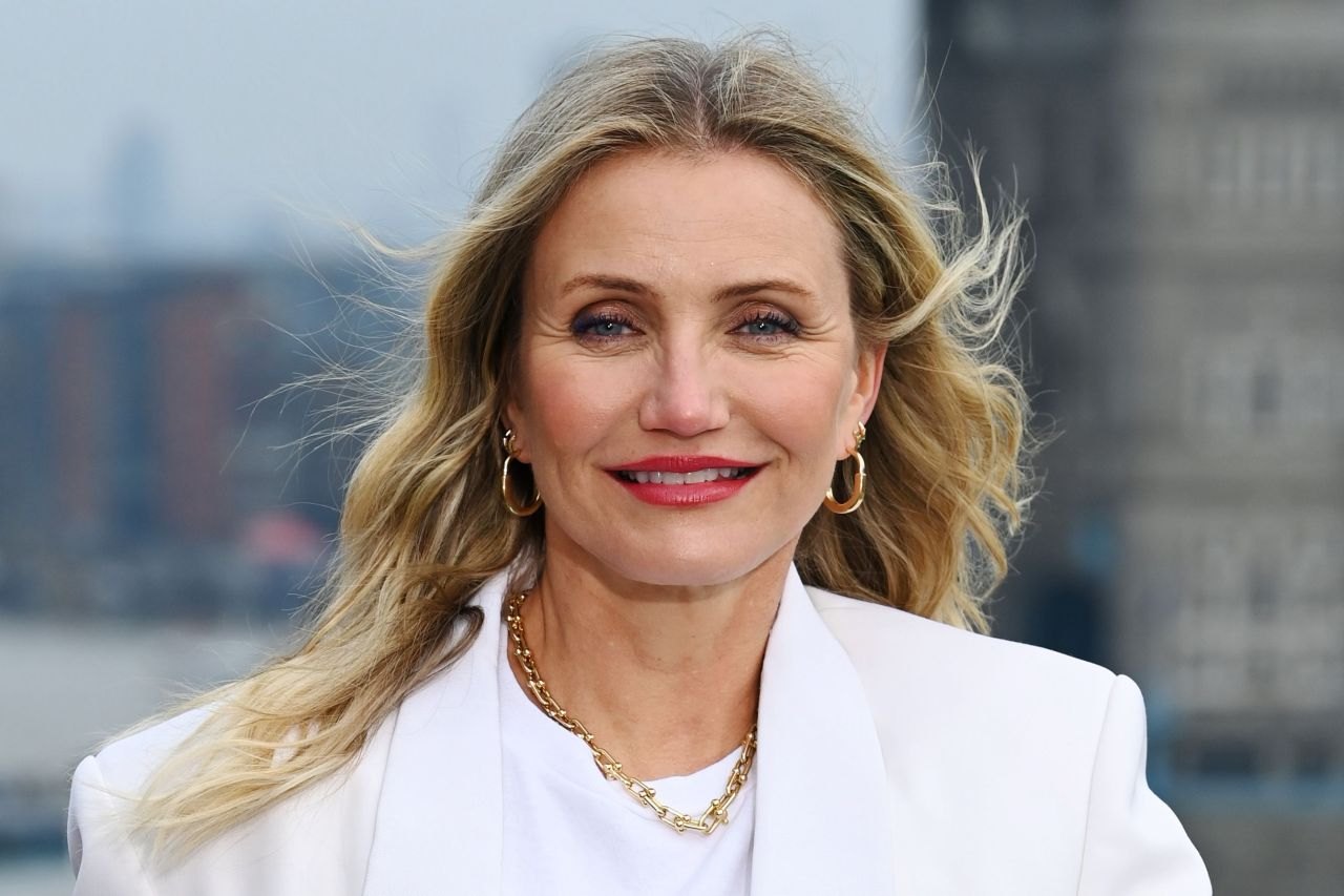 Cameron Diaz in a white suit at the Back in Action London photocall, 2025, photo 2