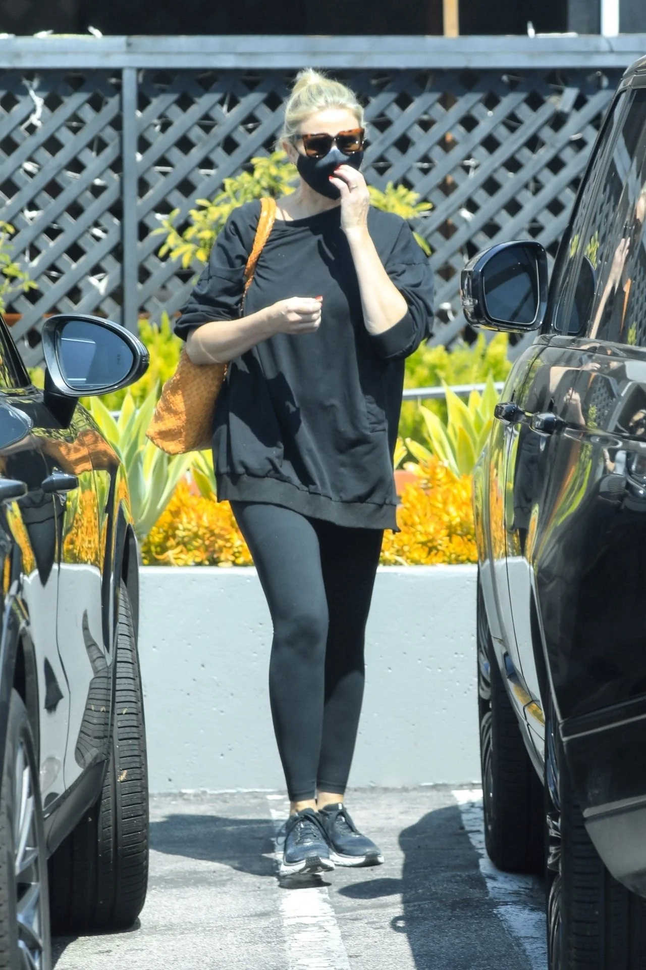 Cameron Diaz shopping at Melanie Grant on Melrose Place, September 2021, photo 2