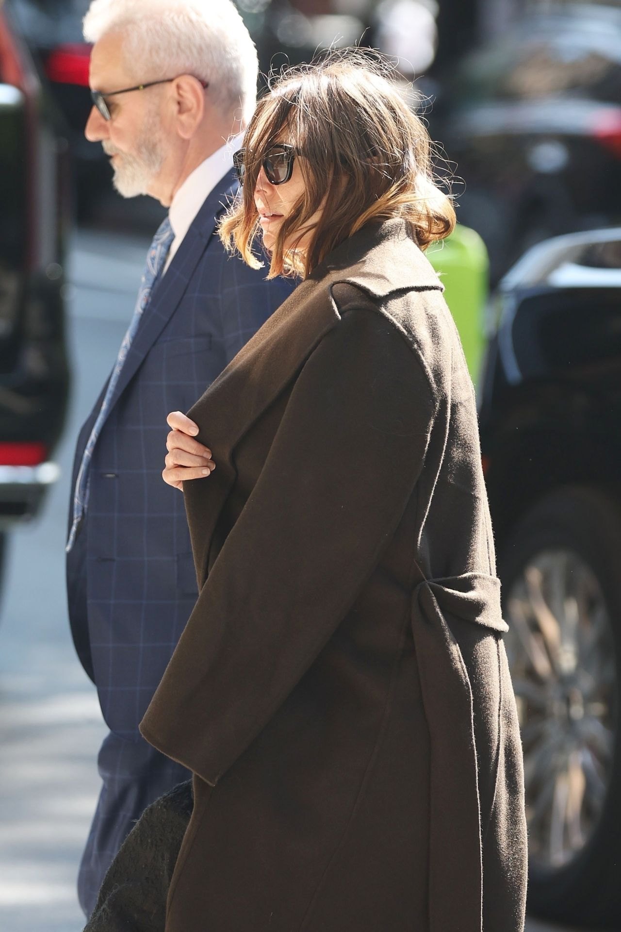 Elizabeth Olsen walking through Tribeca in a black coat, September 2024, photo 2