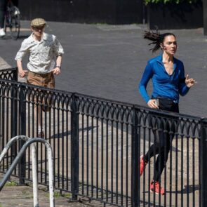 Gal Gadot Filming Intense Chase Scene for ‘Runner’ in London
