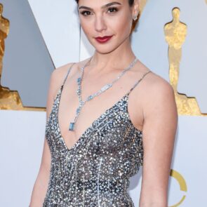 Gal Gadot – Oscars 2018 Red Carpet