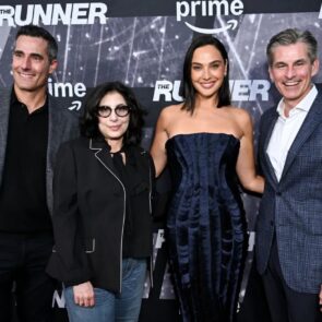 Gal Gadot Wears a Midnight Blue Textured Gown at The Runner Premiere