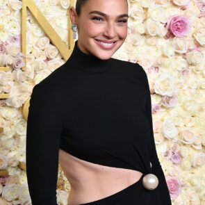Gal Gadot Stuns in Custom Armani Privé at 2025 Golden Globes