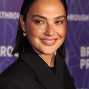Gal Gadot Attends 12th Breakthrough Prize Ceremony Santa Monica 2026