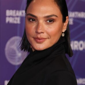 Gal Gadot Attends 12th Breakthrough Prize Ceremony Santa Monica 2026