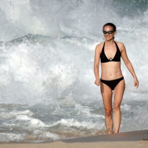 Natalie Portman Stuns in Black Bikini in St. Bart’s 12.24.2024