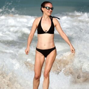 Natalie Portman Stuns in Black Bikini in St. Bart’s 12.24.2024