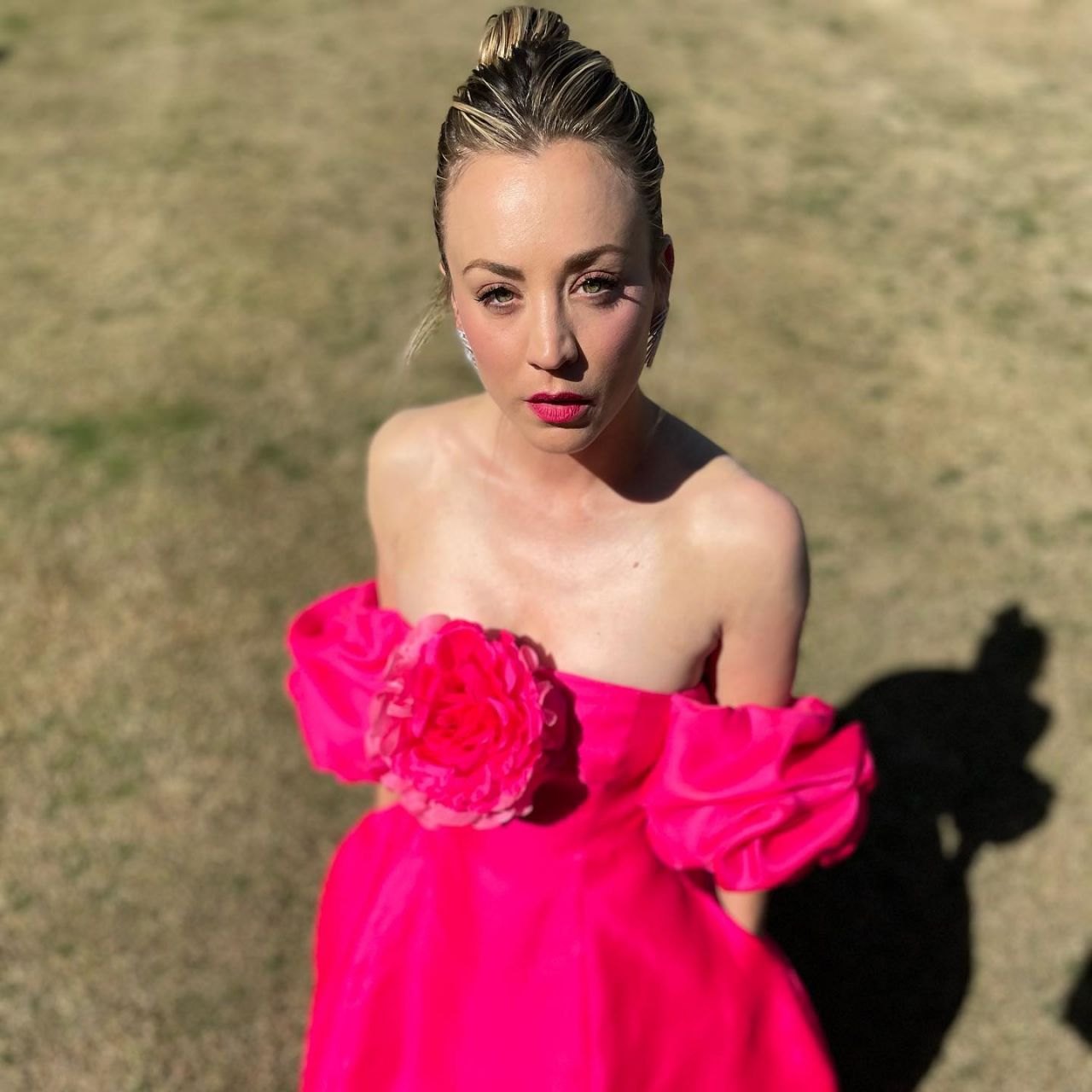 Kaley Cuoco - SAG Awards Photoshoot April 2021, photo 3