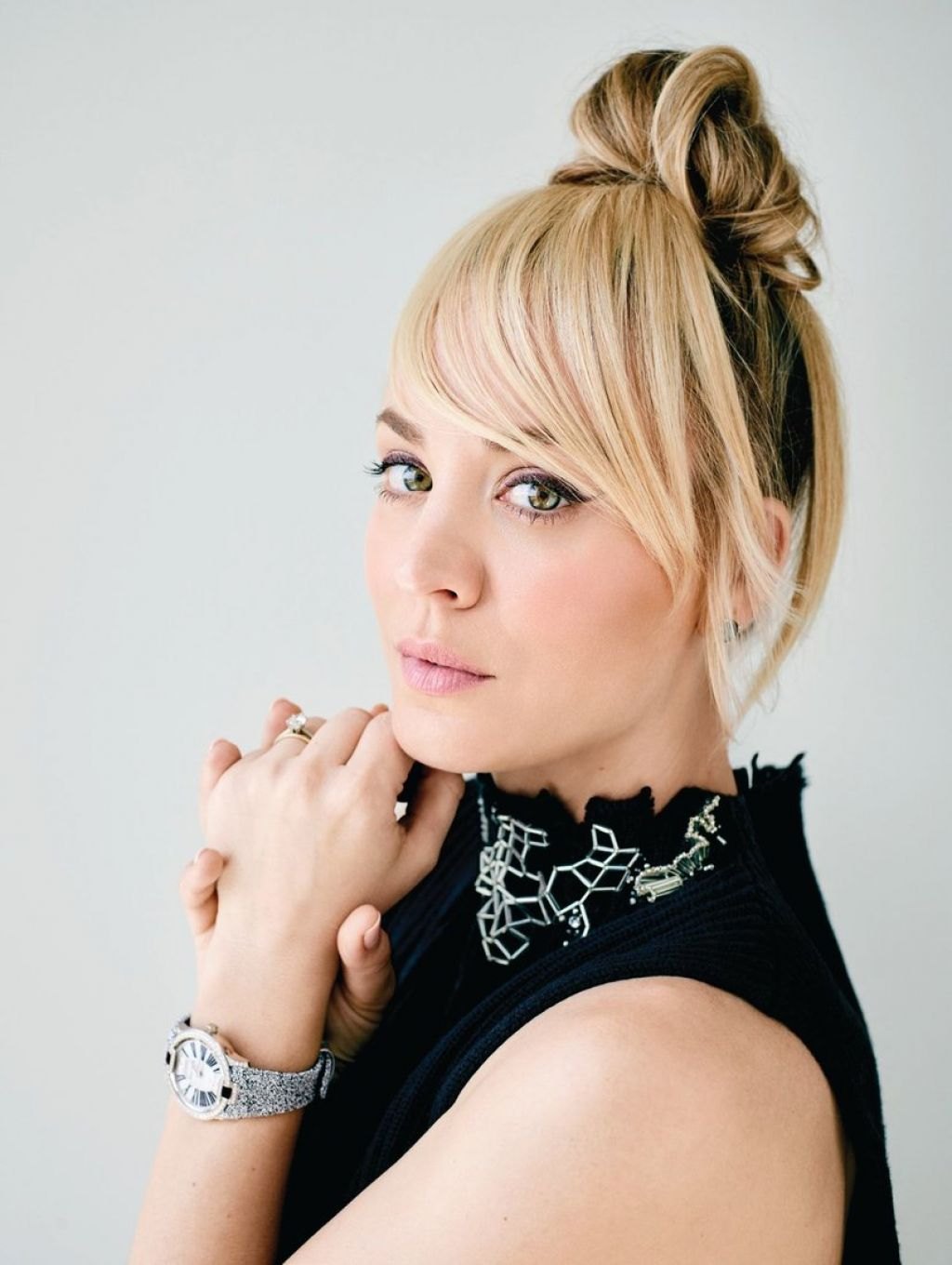 Kaley Cuoco - LA Confidental November 2020, photo 2