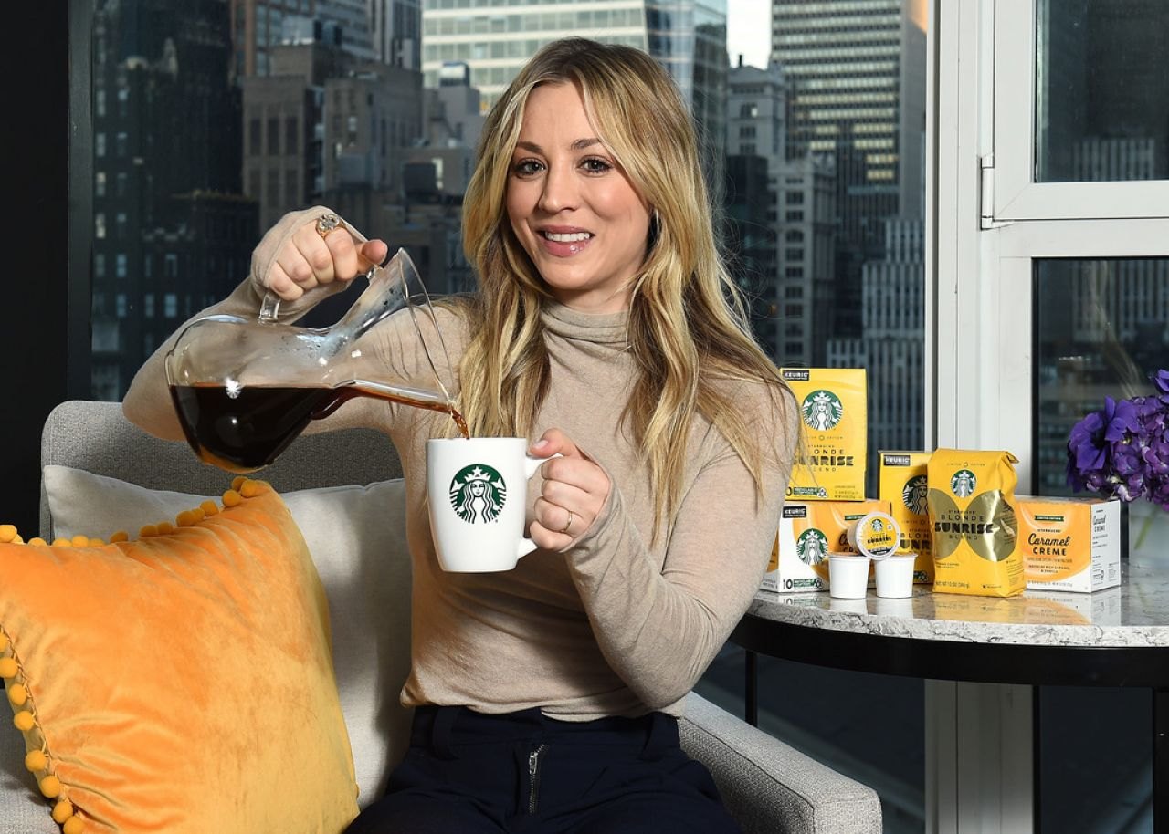 Kaley Cuoco - Starbucks "Shine from the Start" Spring Campaign in NYC, photo 3