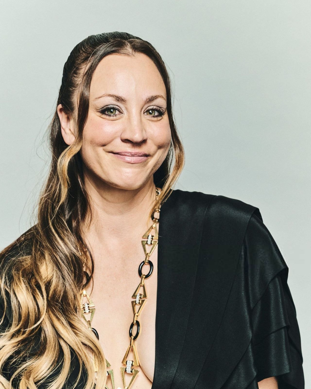 Kaley Cuoco at IMDb Portrait Studio, Gotham Awards 2025, photo 3