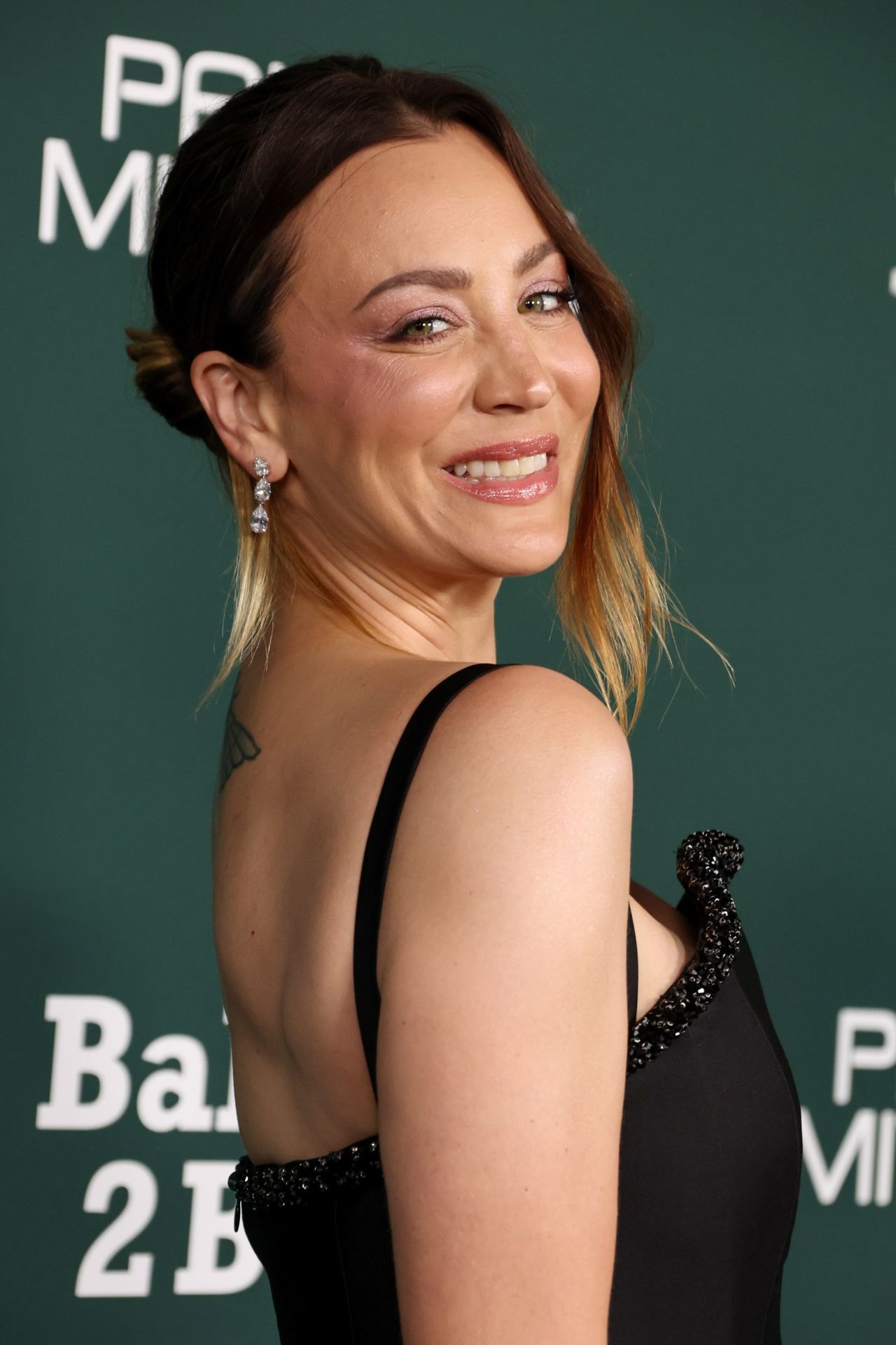 Kaley Cuoco at 2025 Baby2Baby Gala in West Hollywood, photo 3