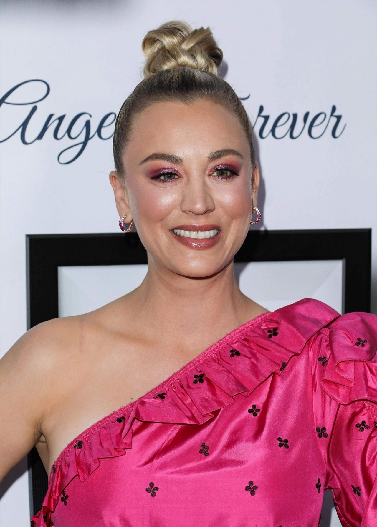 Kaley Cuoco Out and about, 2018 Stand Up For Pits Event in LA