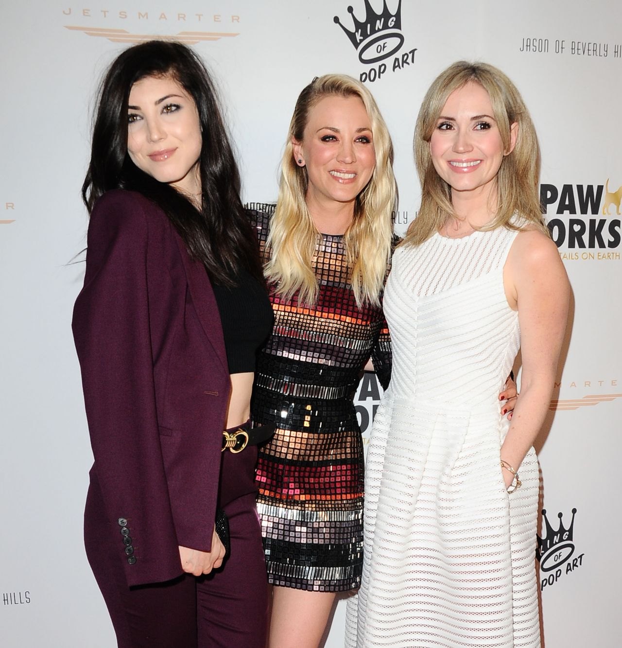 Kaley Cuoco - James Paw 007 Ties & Tails Gala in Westlake Village, photo 2
