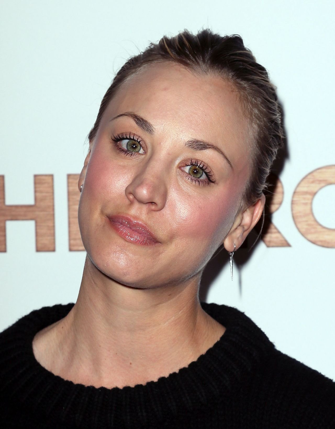 Kaley Cuoco - 'The Bronze' Premiere in West Hollywood, photo 2
