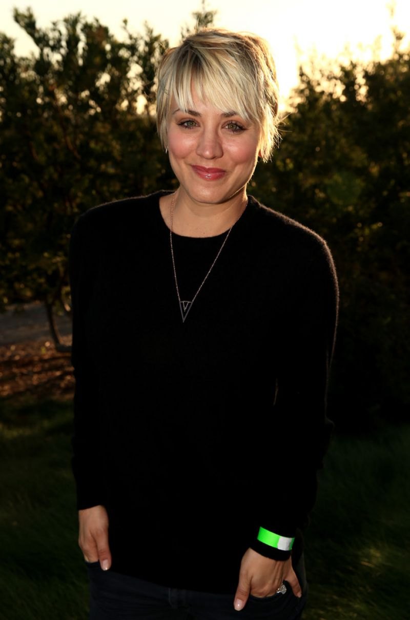 Kaley Cuoco Out and about, 2014 Rock4EB Charity Event in Malibu, photo 2