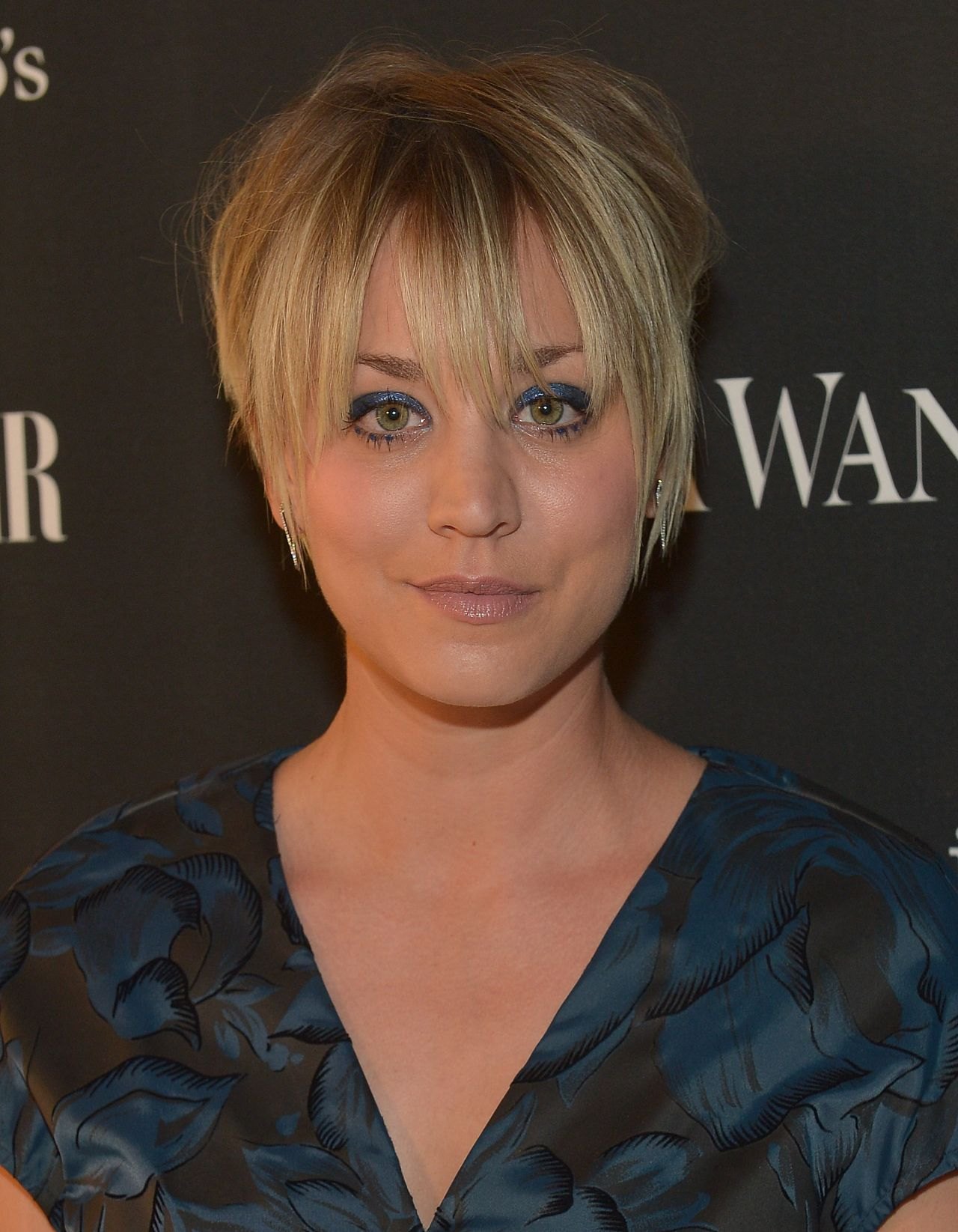 Kaley Cuoco - Vanity Fair Magazine Celebrates The Opening Of Vera Wang in Beverly Hills
