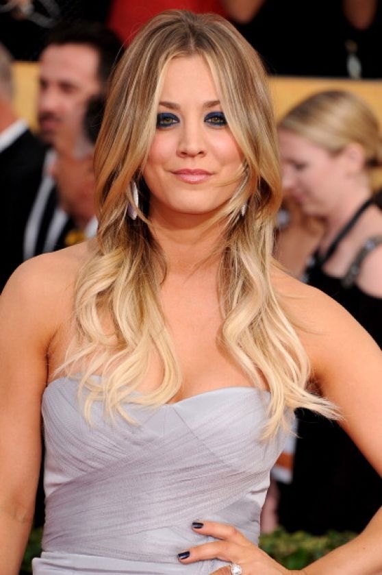 Kaley Cuoco Wears Vera Vang - 2014 SAG Awards in Los Angeles