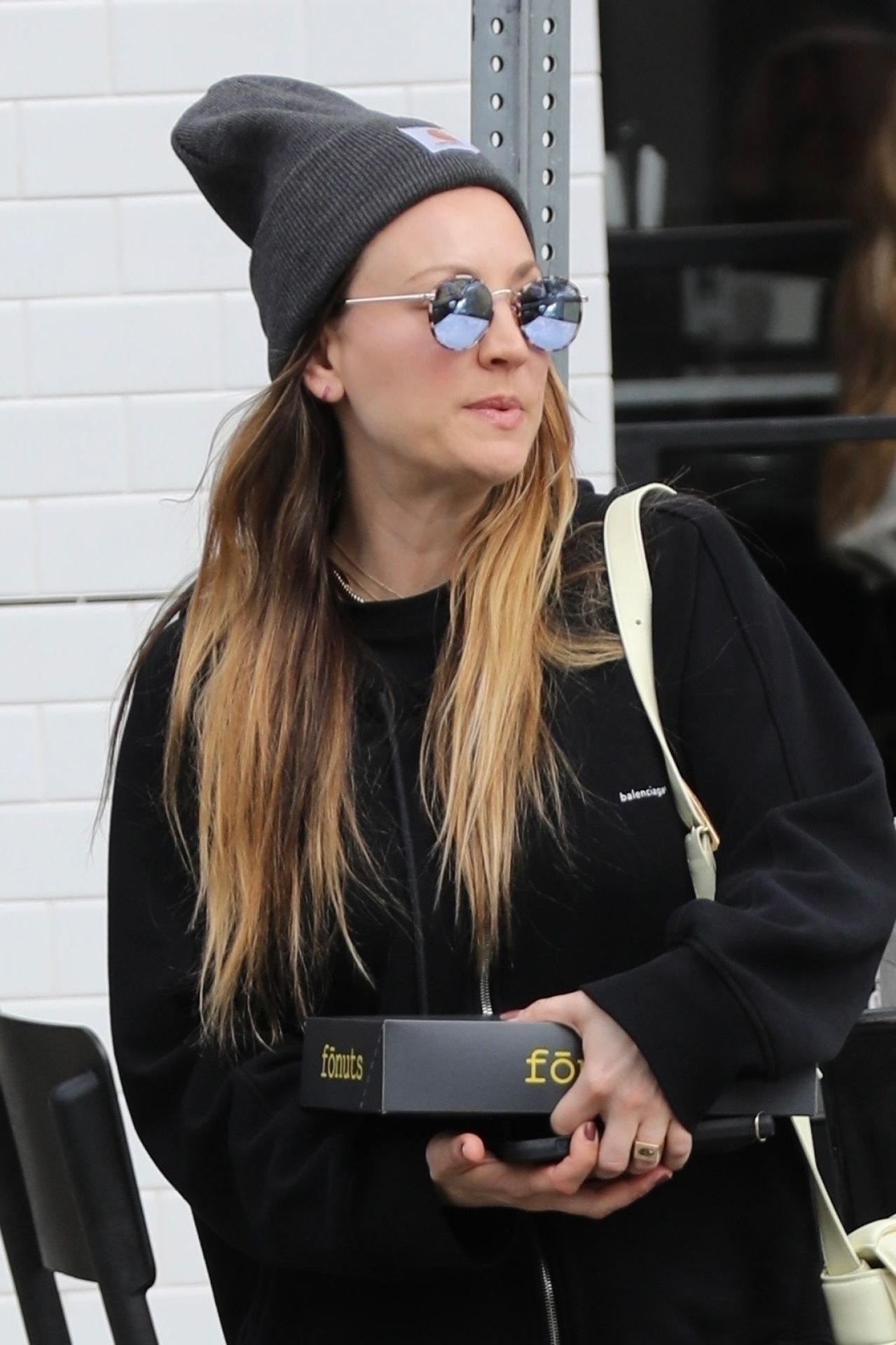 Kaley Cuoco Out in Los Angeles 02/21/2024, photo 2
