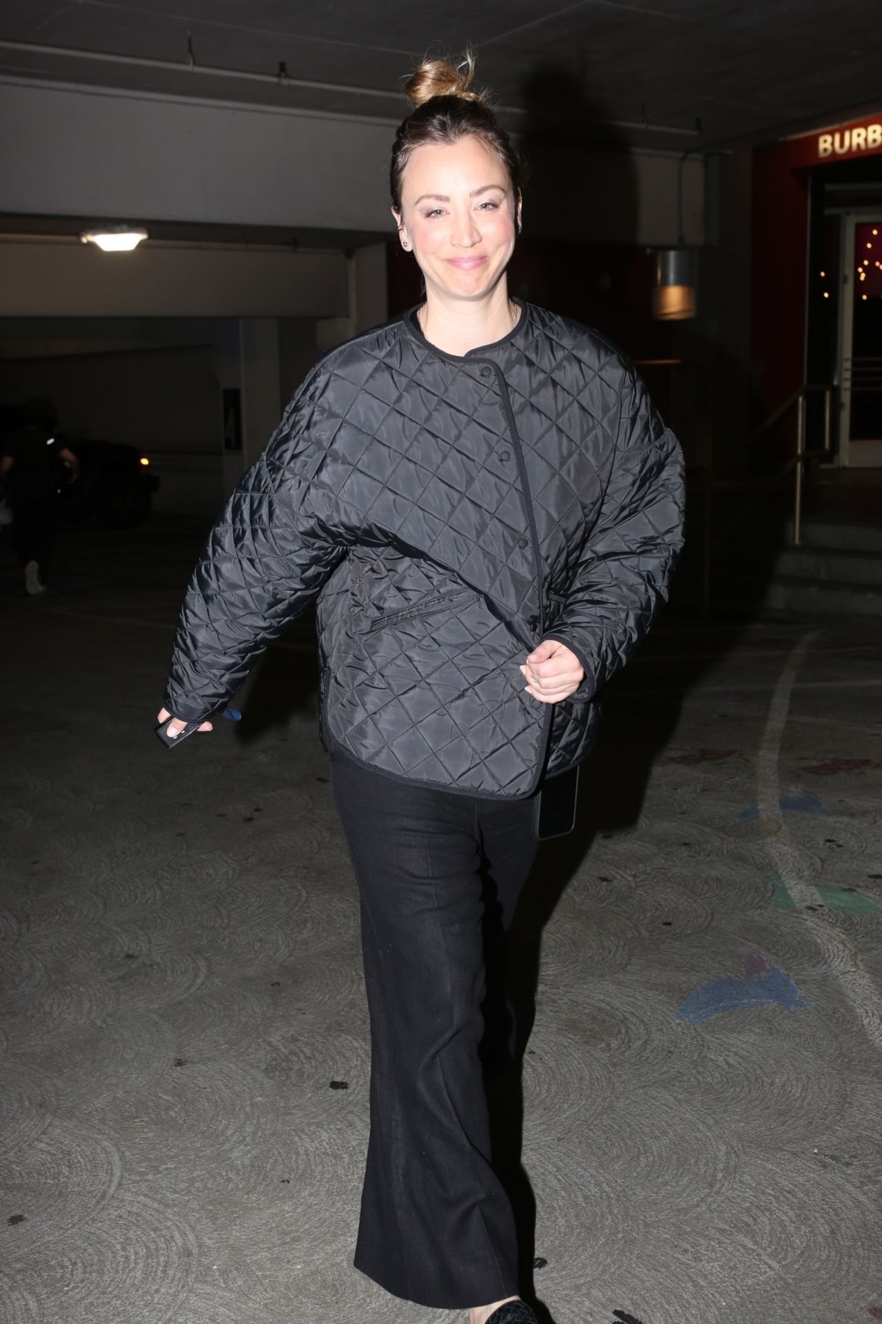 Kaley Cuoco Out in Burbank 11/18/2023