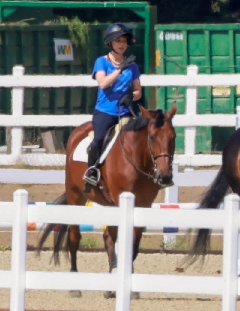 Kaley Cuoco - Horse Riding in Thousand Oaks 08/21/2023