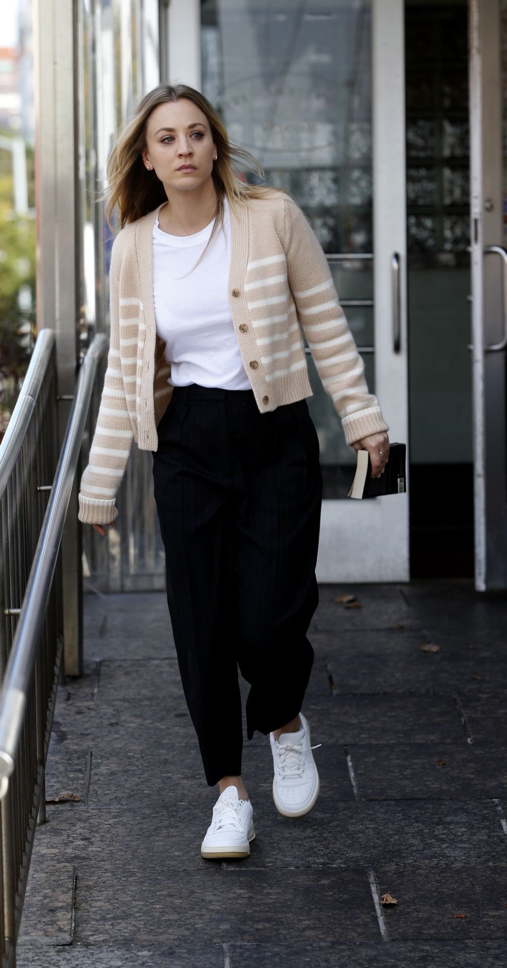 Kaley Cuoco - "The Flight Attendent" Set in NYC 10/10/2020