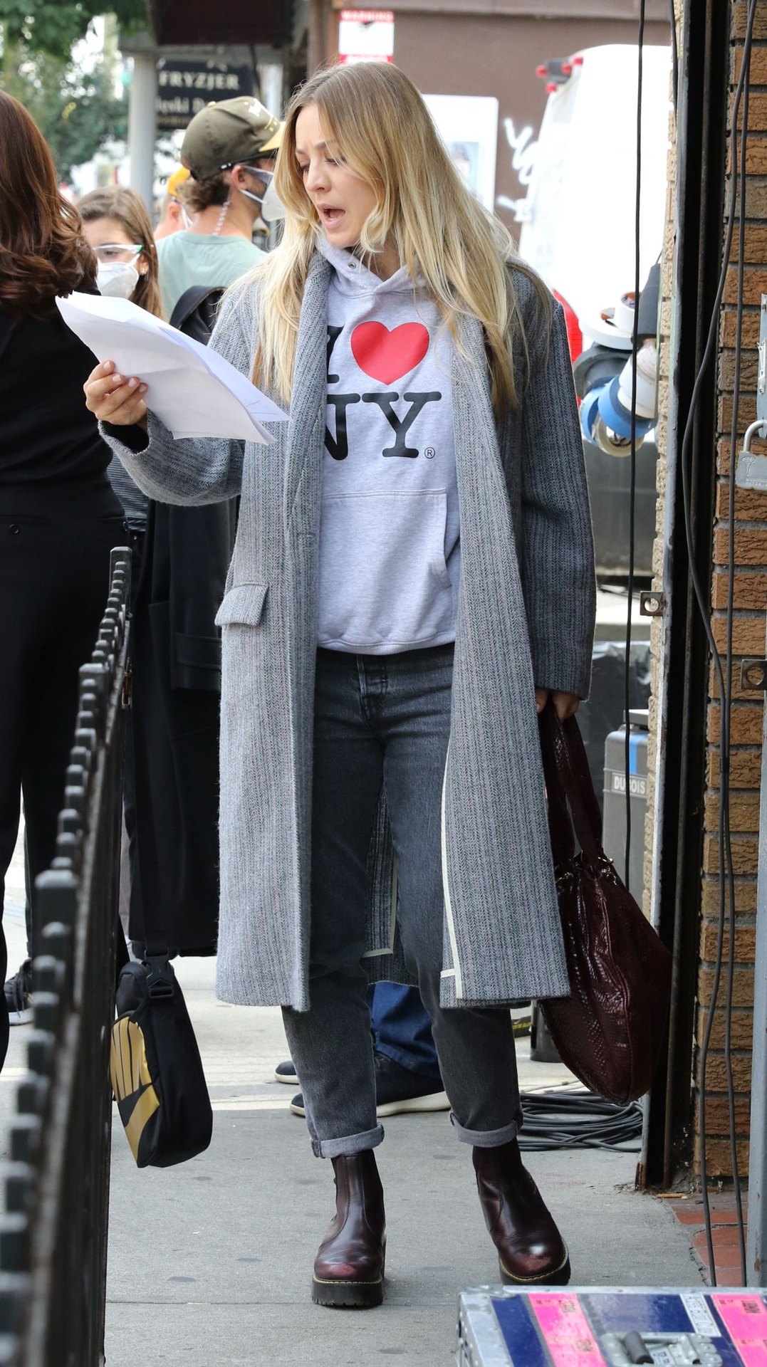 Kaley Cuoco - "The Flight Attendant" Set in Brooklyn 09/25/2020
