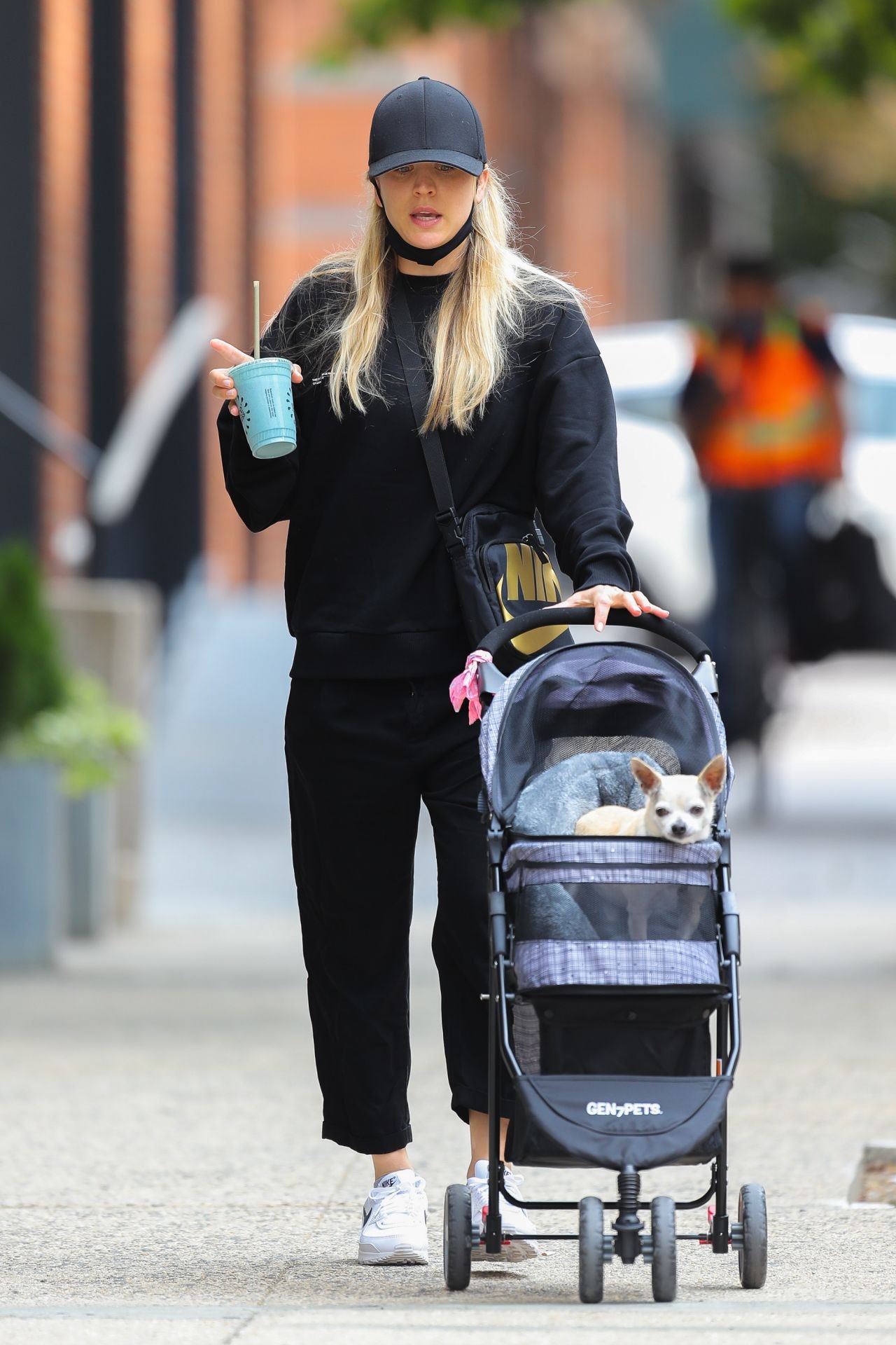 Kaley Cuoco Out in NYC 09/16/2020