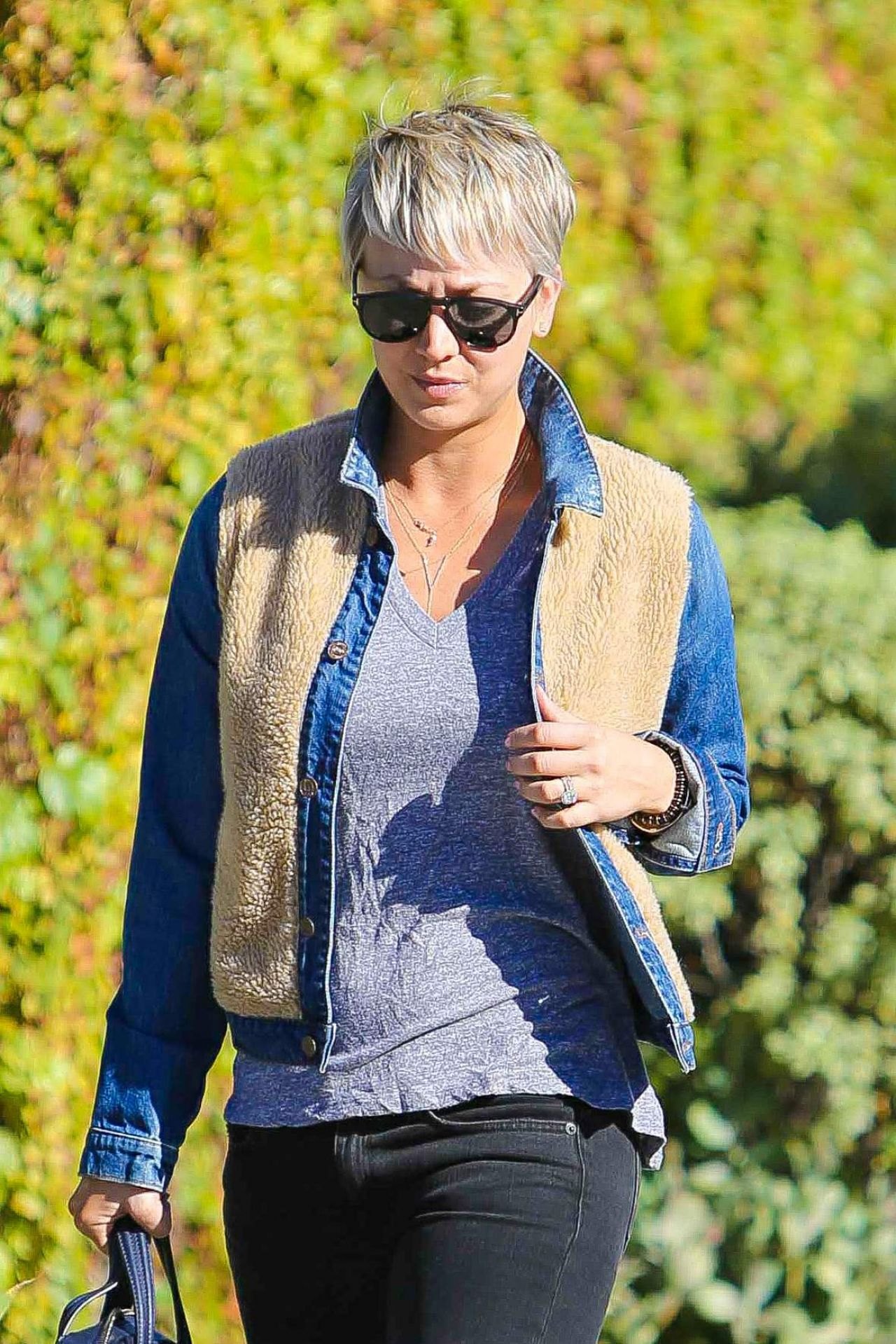 Kaley Cuoco - Casual Style - Out in Los Angeles, November 2014