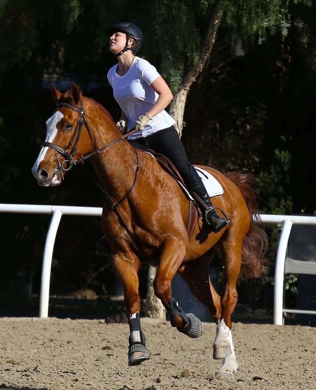 Kaley Cuoco - Horseback Riding in Moorpark - January 2014