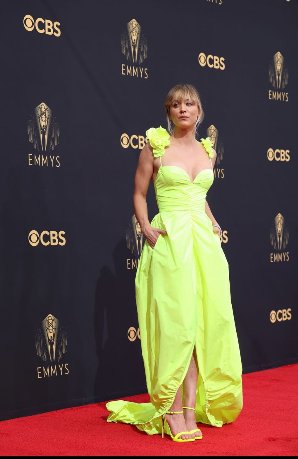 Kaley Cuoco - Emmy Awards 2021
