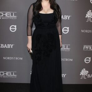 Kat Dennings at the 2018 Baby2Baby Gala, photo 4