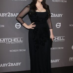 Kat Dennings at the 2018 Baby2Baby Gala, photo 5