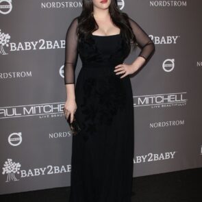 Kat Dennings at the 2018 Baby2Baby Gala, photo 6