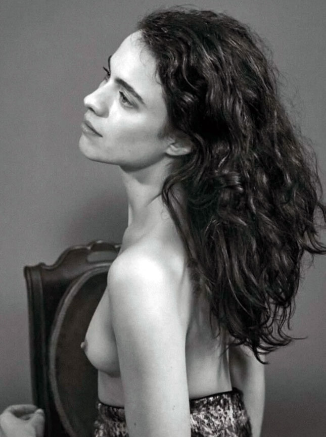 Margaret Qualley topless profile, black and white